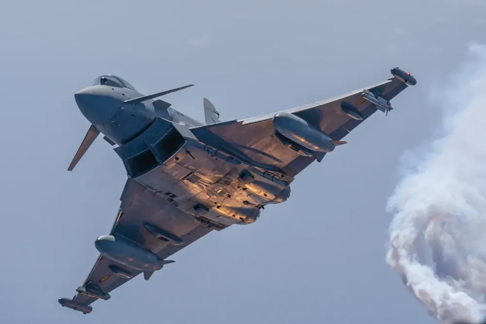eurofighter-typhoon-1392x928