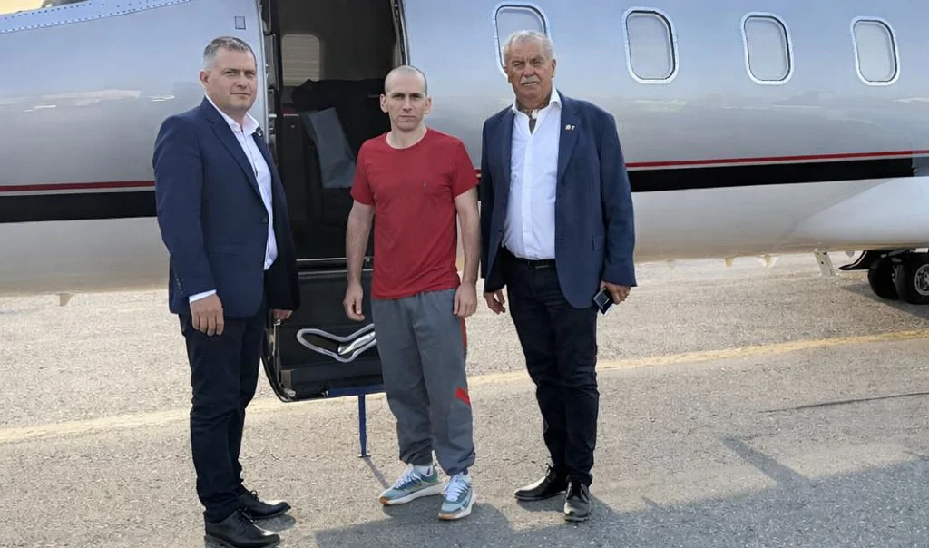 AJ7DXDWMHJBDDGJ65XZZSUK2BM