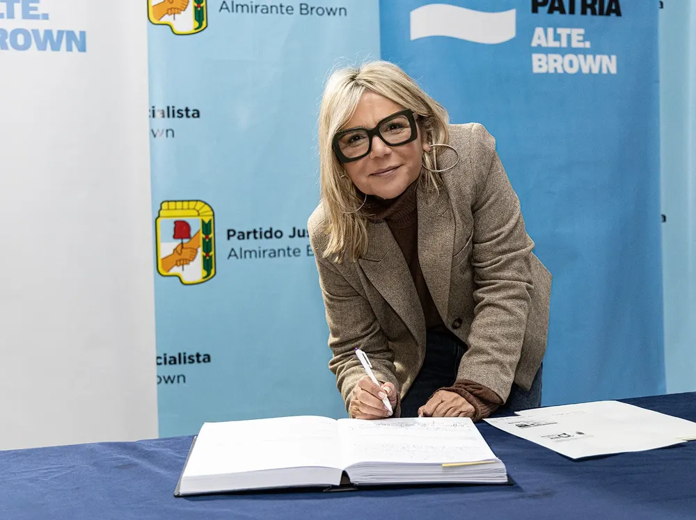 multimedia.grande.93e0b8c79b8c6167.Z3JhbmRlLndlYnA=