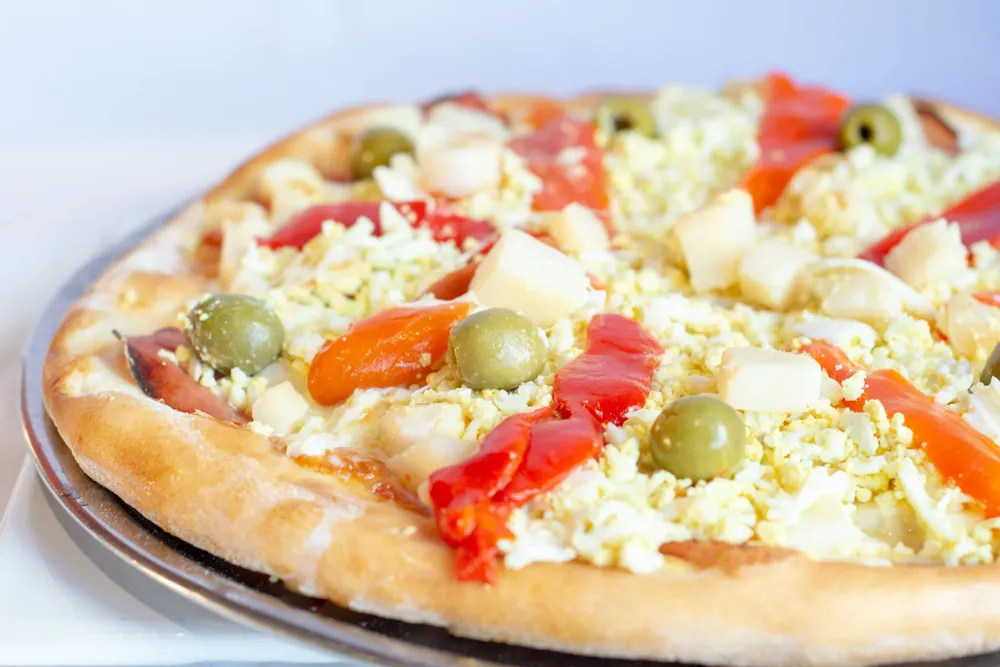 iStock-1048461158-Pizza-especial-scaled