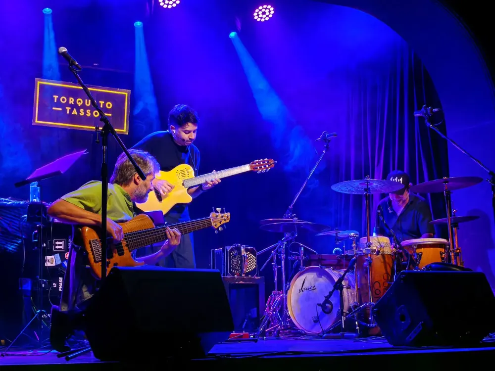 14.09 16 h Willy González  (1)