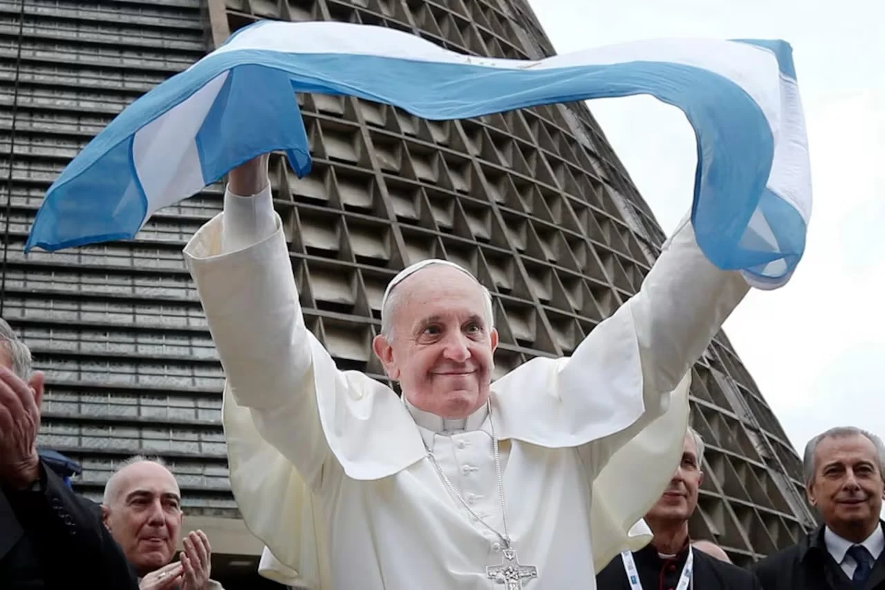 Francisco-con-la-bandera-1