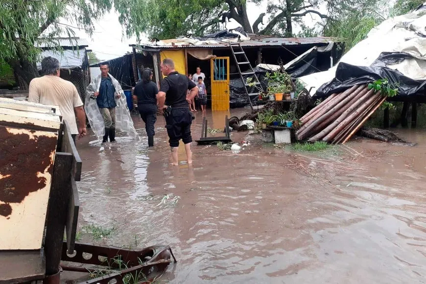 s4BVK94DQ_870x580__1