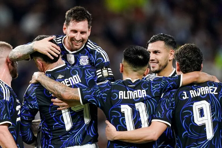 40ff2a82a92945343e3a74a8c5783509