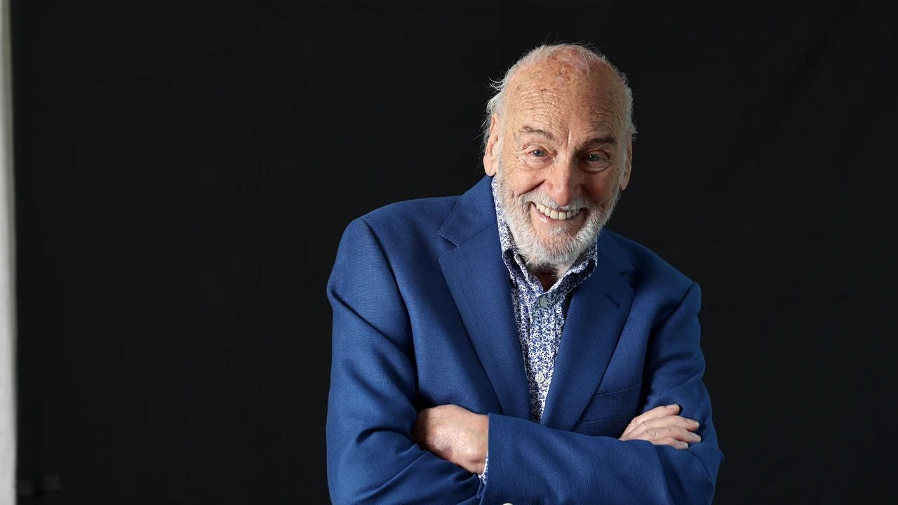 hector-alterio-tengo-95-anos-todavia-puedo-trabajar-que-enriquece-teatro_69